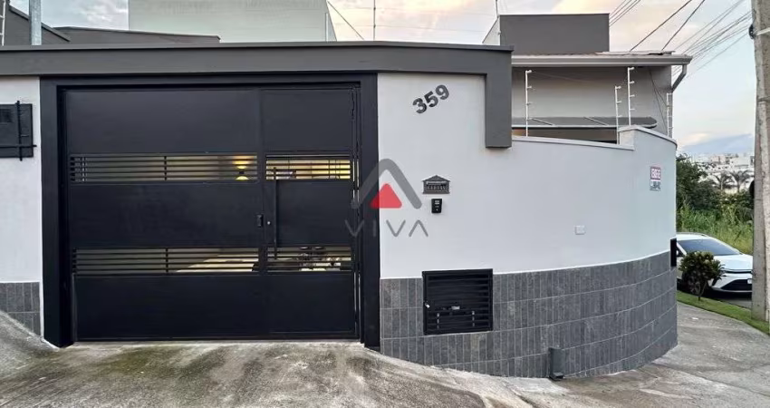 Excelente Casa no Parque Real por 385 mil