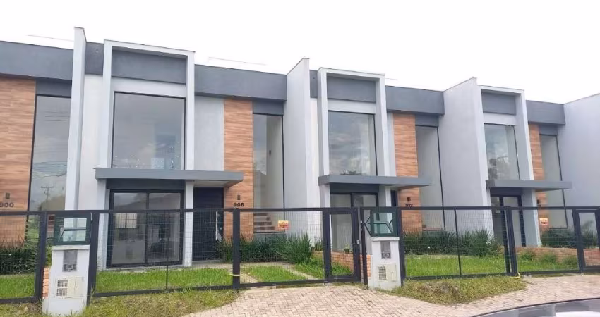 Sobrado com 3 dormitórios à venda por R$ 650.000 - Centro - Imbé/RS