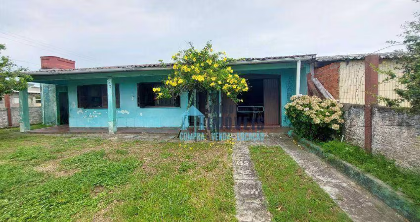 Casa com 2 dormitórios à venda por R$ 160.000,00 - Centro - Balneário Pinhal/RS