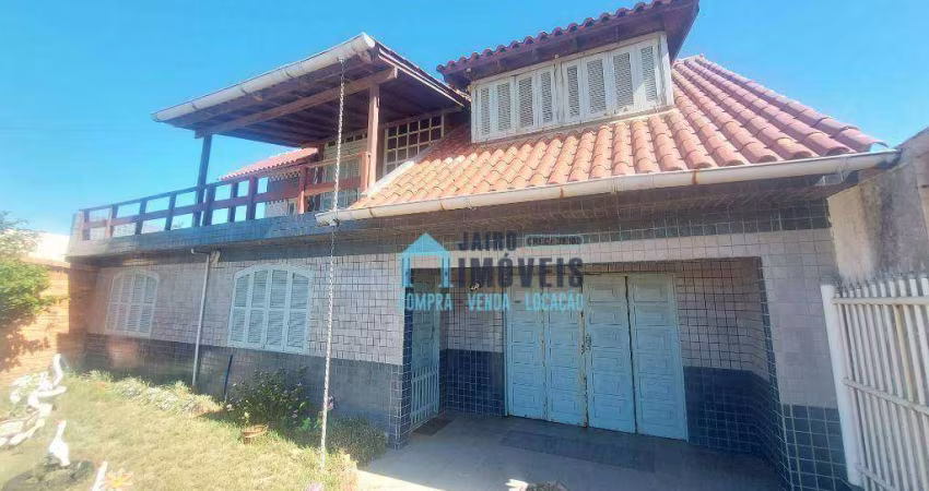 Casa com 6 dormitórios, à poucos metros do mar à venda por R$ 399.000 - Centro - Balneário Pinhal/RS