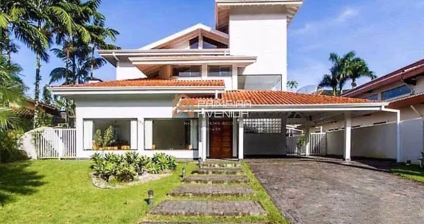 Casa de alto padrão em condomínio fechado na praia da tabatinga