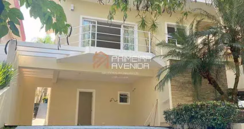 Sobrado 360m²- 4 dorms/2 suítes- cond. altos da serra ii
