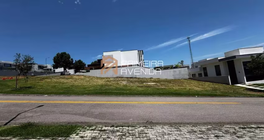 Terreno  de esquina 666m² - colinas do paratehy norte