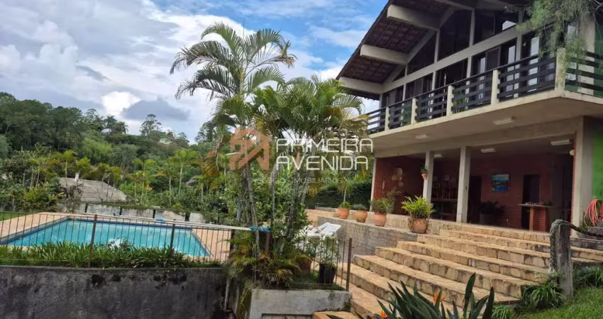Casa à venda - 362 m², 3 quartos - condomínio lagoinha - jacareí / sp