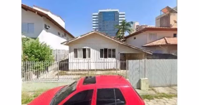 Terreno à venda na Rua Elza Maria Ferreira, 92, Trindade, Florianópolis