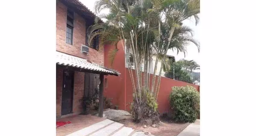 Casa comercial à venda na RUA JOE COLLAÇO - ATÉ 312/313, 732, Santa Mônica, Florianópolis