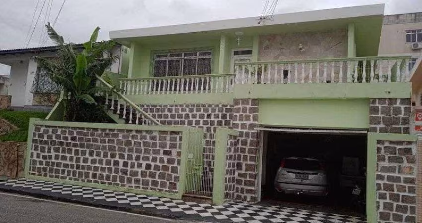 Casa  SÃO JOSÉ - SC
