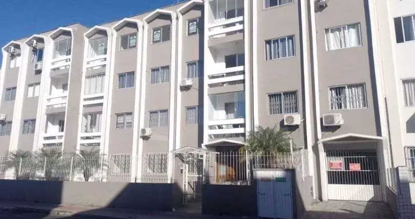 Apartamento com 3 quartos para alugar na Rua Koesa, 445, Kobrasol, São José