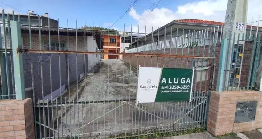 Casa com 3 quartos para alugar na Rua Jacinto Albino Martins, 227, Passa Vinte, Palhoça