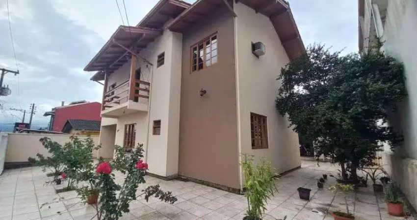 Casa  SÃO JOSÉ - SC