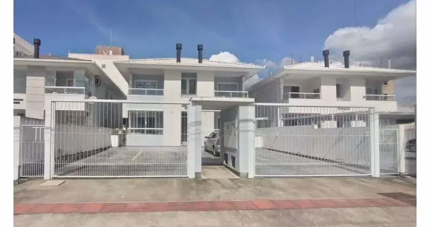 Apartamento com 2 quartos para alugar na Rua Waldemar Garcia, 55, Nova Palhoça, Palhoça