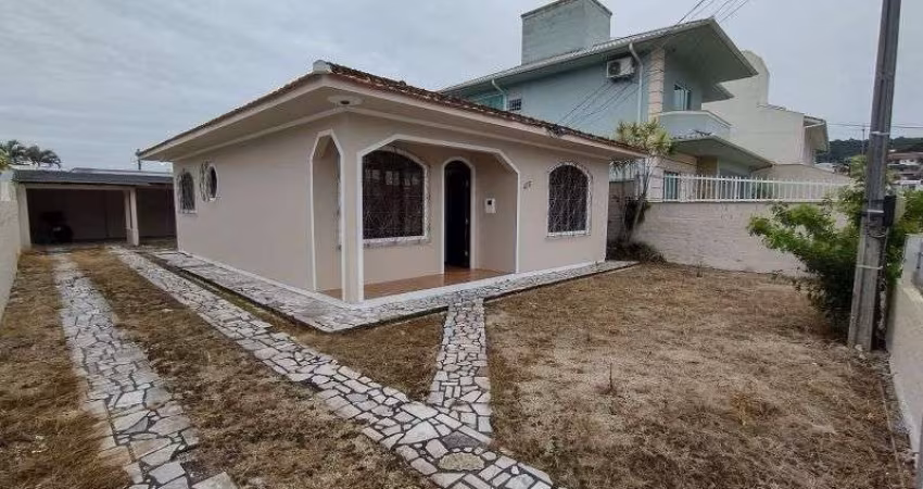 Casa  SÃO JOSÉ - SC