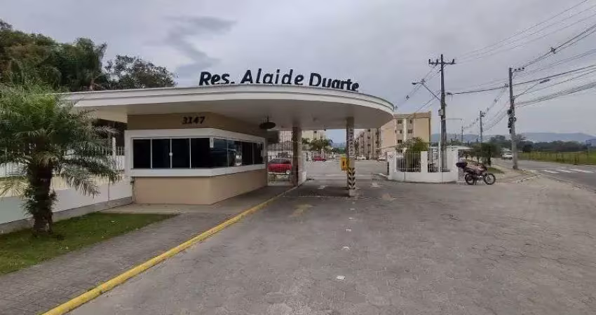Apartamento com 2 quartos para alugar na Rua Antônio Jovita Duarte, 3147, Forquilhas, São José