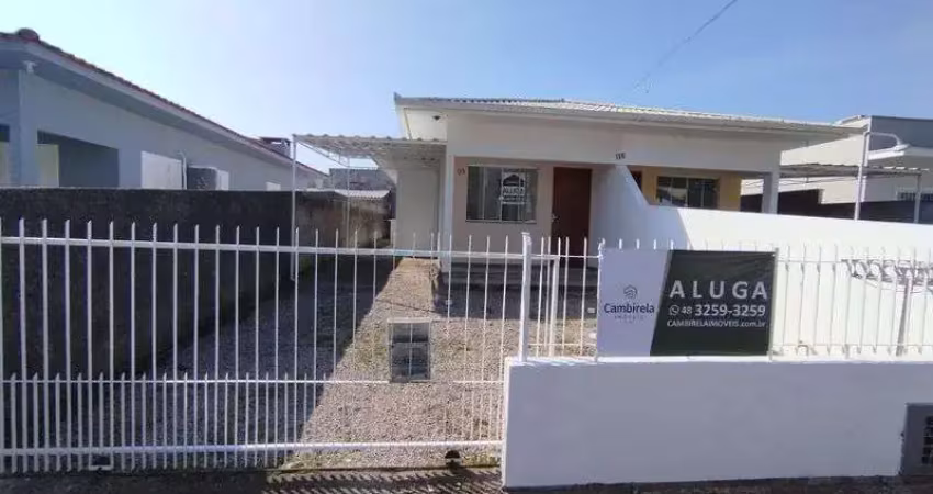 Casa com 2 quartos para alugar na Rua Girassol, 118, Praia de Fora, Palhoça