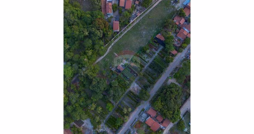 Terreno para fins residenciais na Lagoa Redonda em Fortaleza, com 35.800 m² à Venda!