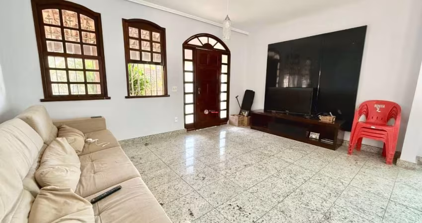 Casa com 4 quartos à venda na Rua Barão de Camargos, 9, Santa Amélia, Belo Horizonte