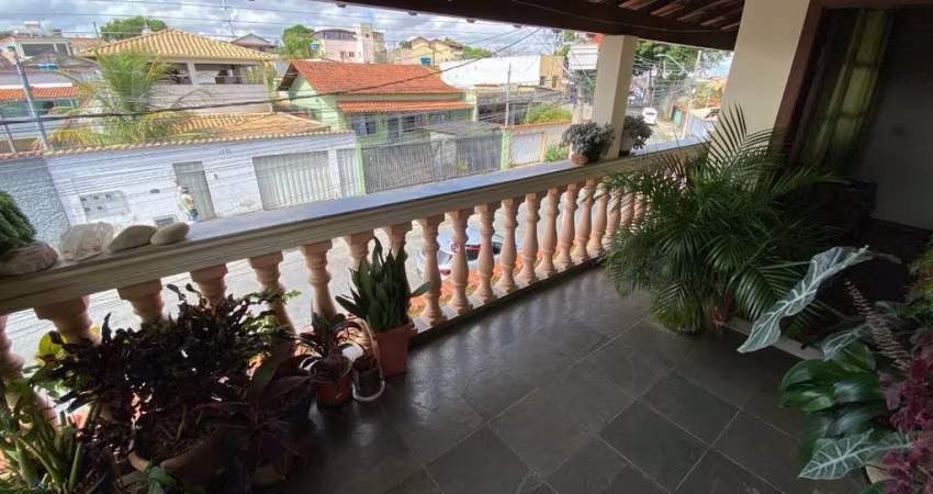 Casa com 4 quartos à venda na Rua Expedicionários, 1720, Novo Progresso, Contagem