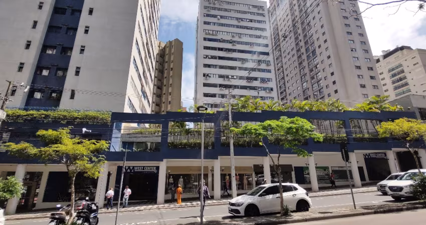 Sala Comercial no Bairro Champagnat