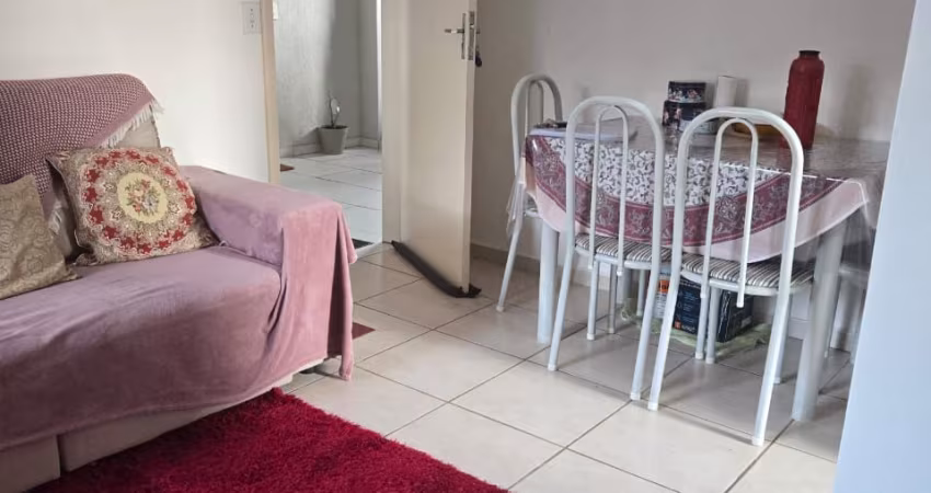 Oportunidade Única: Apartamento de 2 Dormitórios no Santa Cândida por R$ 150.000!