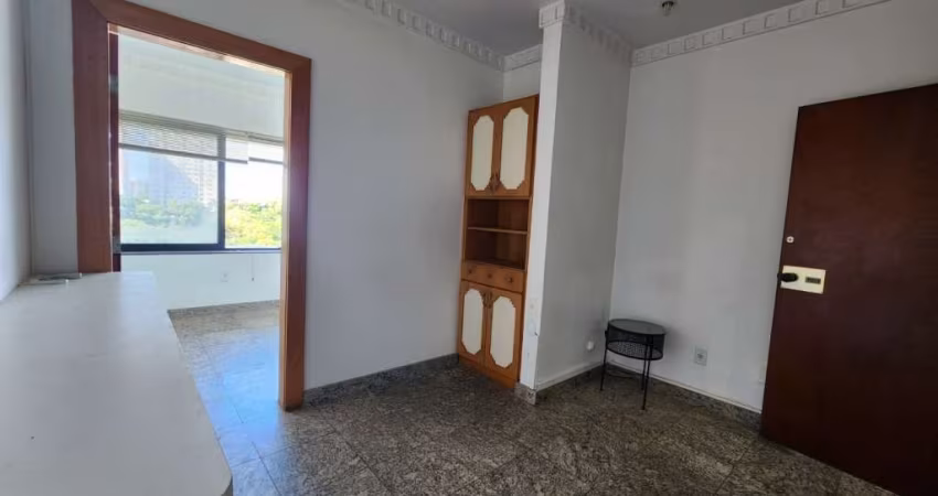 SALA COMERCIAL NASCENTE VENTILADA GARAGEM ELEVADOR À VENDA NA PITUBA! BAIXOU!