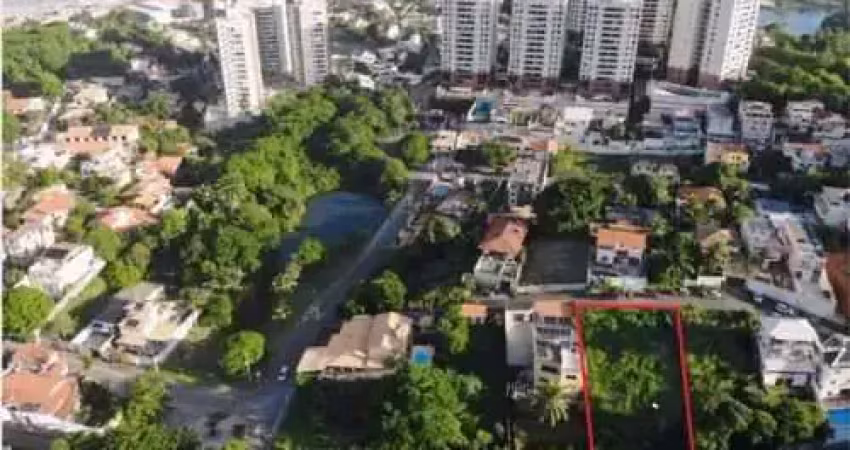 Terreno em condomínio fechado à venda na Rua Jardim Paraíso, 100, Pituaçu, Salvador