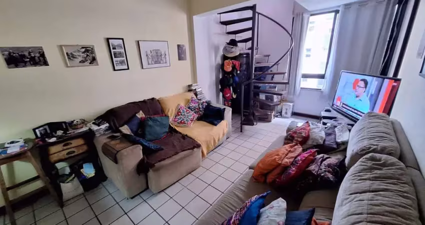 Apartamento cobertura duplex 2 quartos 2 suítes terraço coberto 2 garagens na graça!