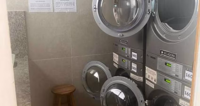 APARTAMENTO QUARTO  SALA COM VARANDA NASCENTE PISCINA ELEVADOR À VENDA NA BARRA!