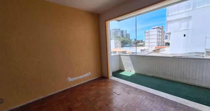 Apartamento 2 suítes varanda nascente dependência garagem à venda no rio vermelho!!