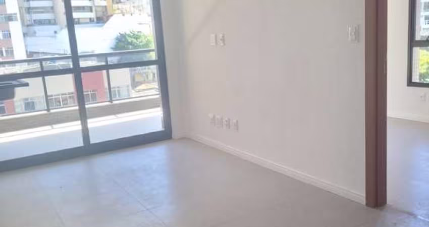 APARTAMENTE QUARTO E SALA NOVO VARANDA GOURMET PISCINA ACADEMIA À VENDA NA BARRA!