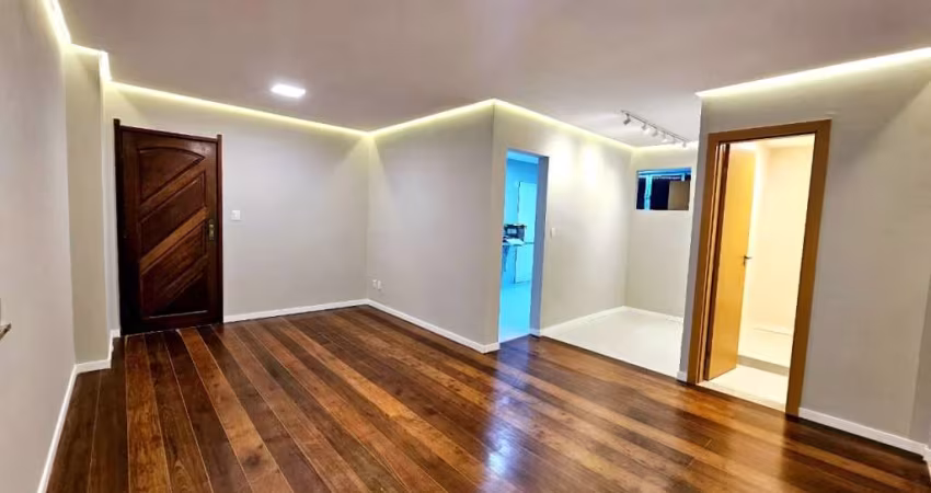 APARTAMENTO 2 SUÍTES LAVABO GABINETE  GARAGEM REFORMADO ELEVADOR À VENDA NA GRAÇA!