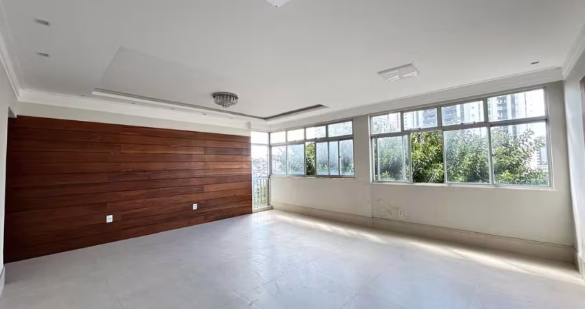 APARTAMENTO NASCENTE 4 QUARTOS SUÍTE DEPENDÊNCIA 2 GARAGENS À VENDA NA GRAÇA! REFORMADO!