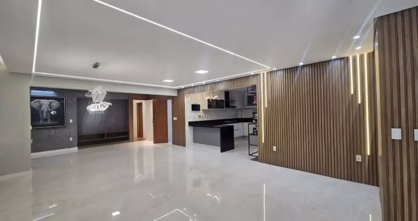 Apartamento 4 quartos suíte nascente reformado elevador garagem à venda na graça!