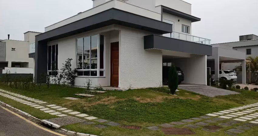 Excelente casa alto padrão condominio fechado segurança 24 has.