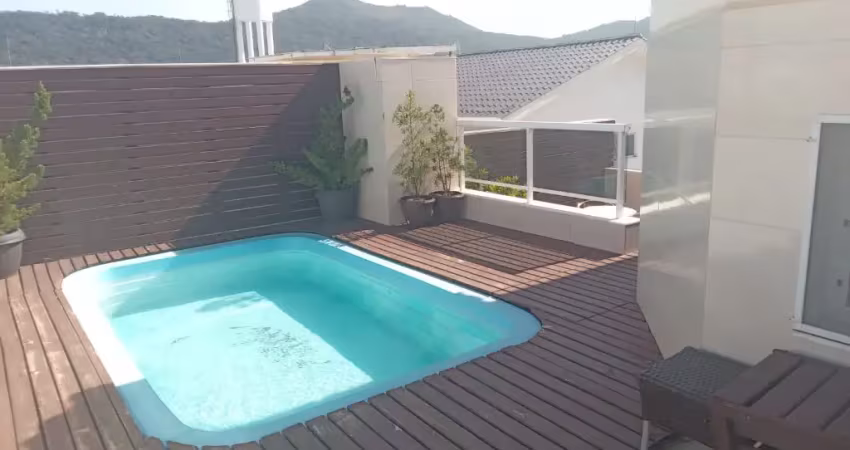 Cobertura duplex com piscina privativa 3 dormitórios sendo 1 suíte