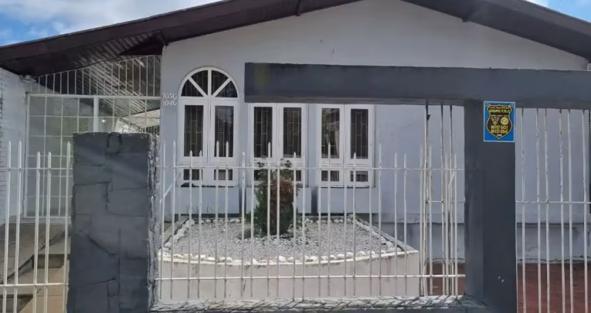 Excelente oportunidade: casa comercial, em terreno zr-4, com sete salas, com quatro banheiros, com vagas de garagem cobertas e descobertas