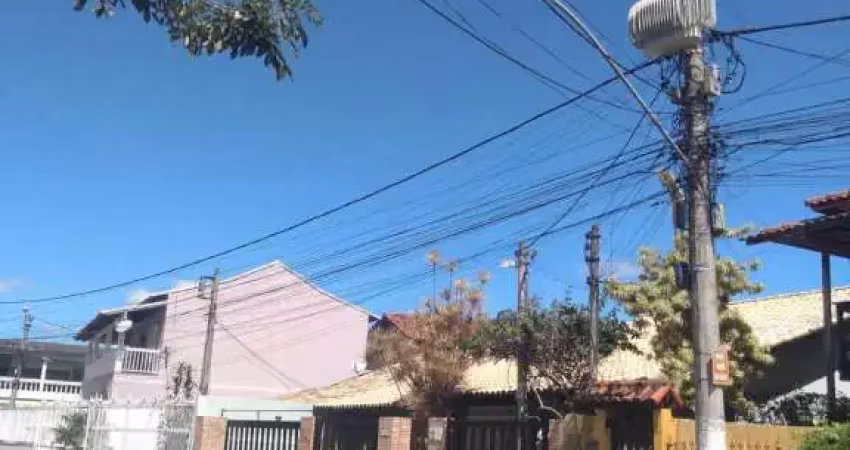 Ótimo e amplo imóvel comercial em localização central