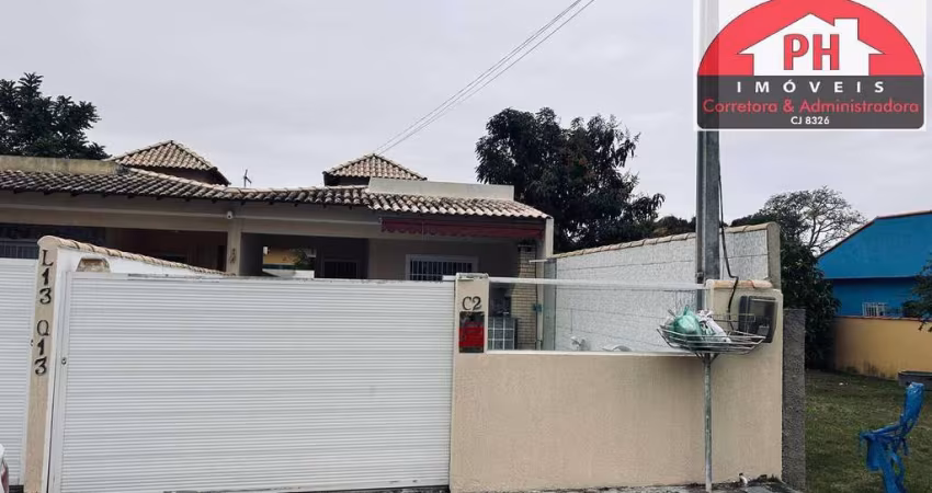 Linda casa com piscina e  próximo à lagoa - Aceita Financiamento
