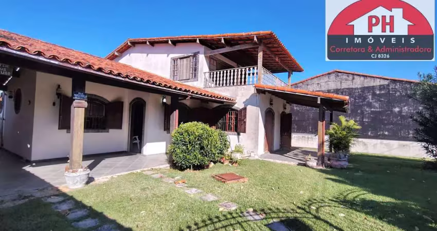 Seu refúgio em praia linda ! casa com piscina a 400 metros da lagoa