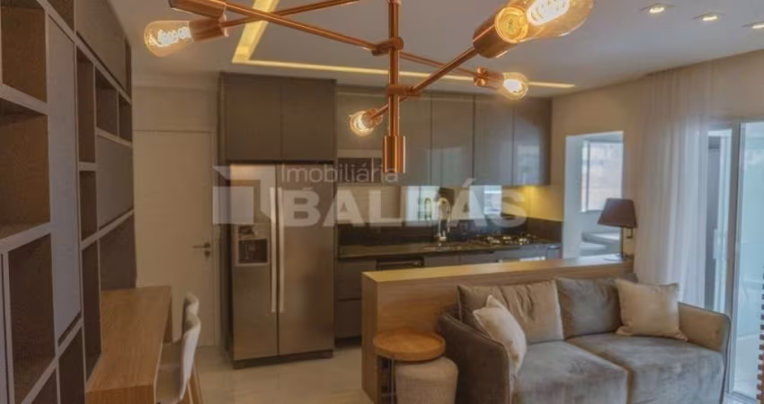 Apartamento de 2 Dorms. 1 Suíte no Tatuapé
