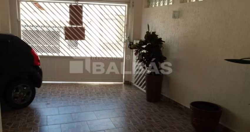 CASA TÉRREA - VILA REGENTE FEIJÓ