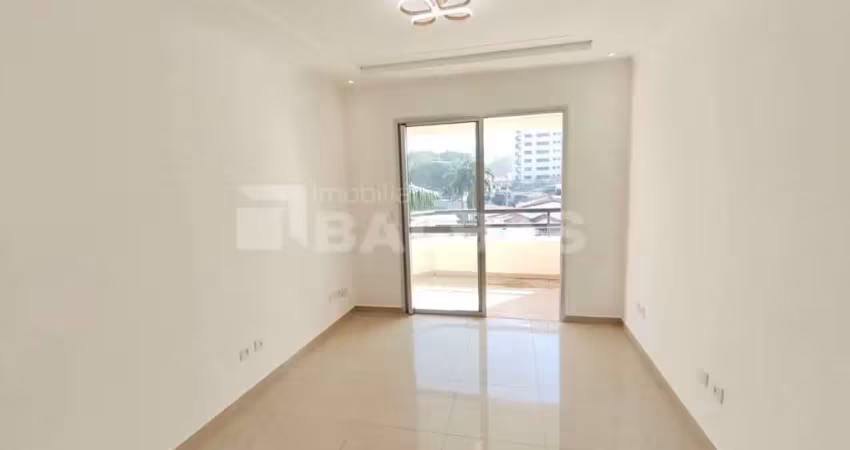 Apartamento 92 m² -3 dormitórios - 2 vagas - excelente localização.