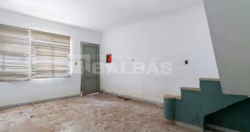 OPORTUNIDADE PARA INVESTIDORES NA MOOCA ! SOBRADO ANTIGO - RUA MOVIMENTADA