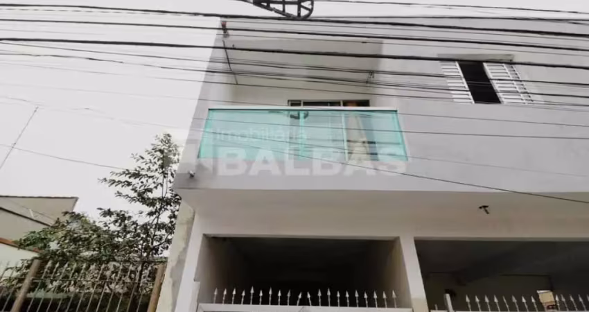 Casa com 2 quartos para alugar na Rua Alves de Almeida, 756, Chácara Belenzinho, São Paulo