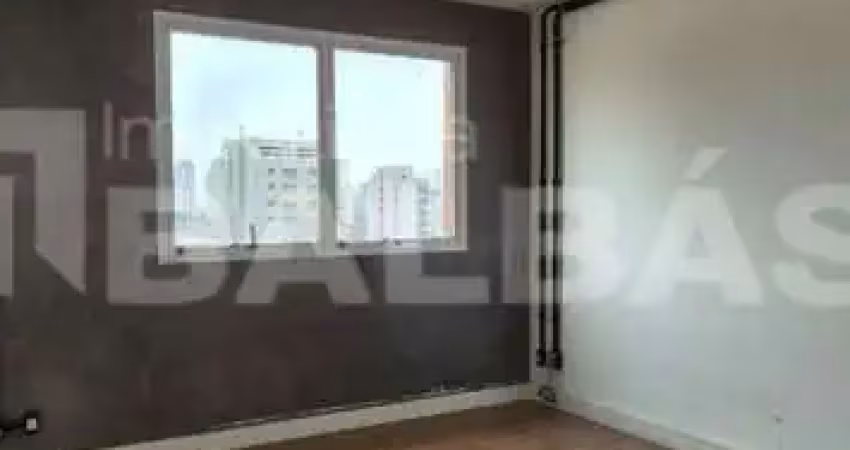 Sala comercial tatuapé - andar alto - local privilegiado