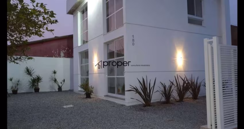 Casa no Laranjal com 2 dormitórios à venda por R$ 520.000 - Laranjal - Pelotas/R