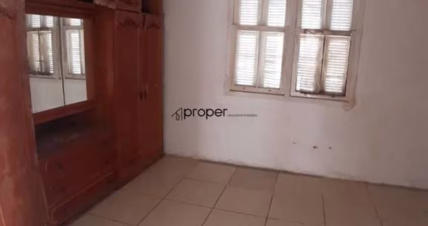 Casa com 1 dormitório à venda, 50 m² Centro - Pelotas/RS