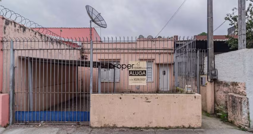 Casa com 2 dormitórios para aluguel no Centro - Pelotas/RS