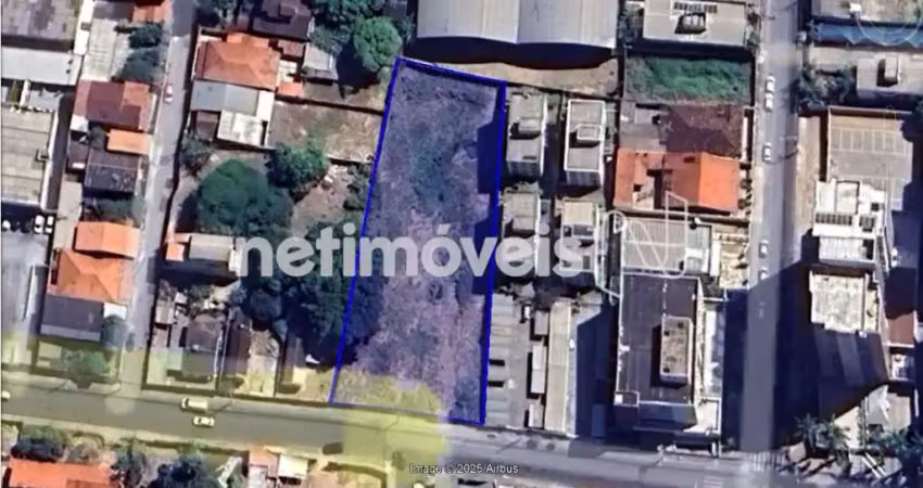 Terreno à venda no Centro, Contagem 