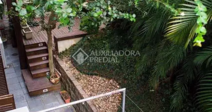 Apartamento com 3 quartos à venda na Rua Liberdade, 521, Rio Branco, Porto Alegre