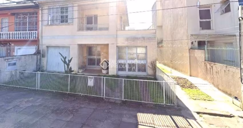 Casa com 3 quartos à venda na Rua Dona Amélia, 73, Santa Tereza, Porto Alegre